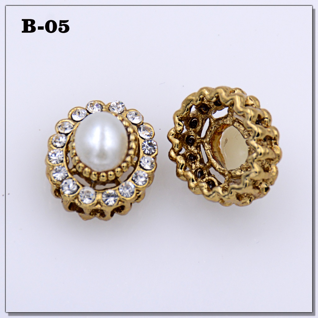 Fancy Kundan Button