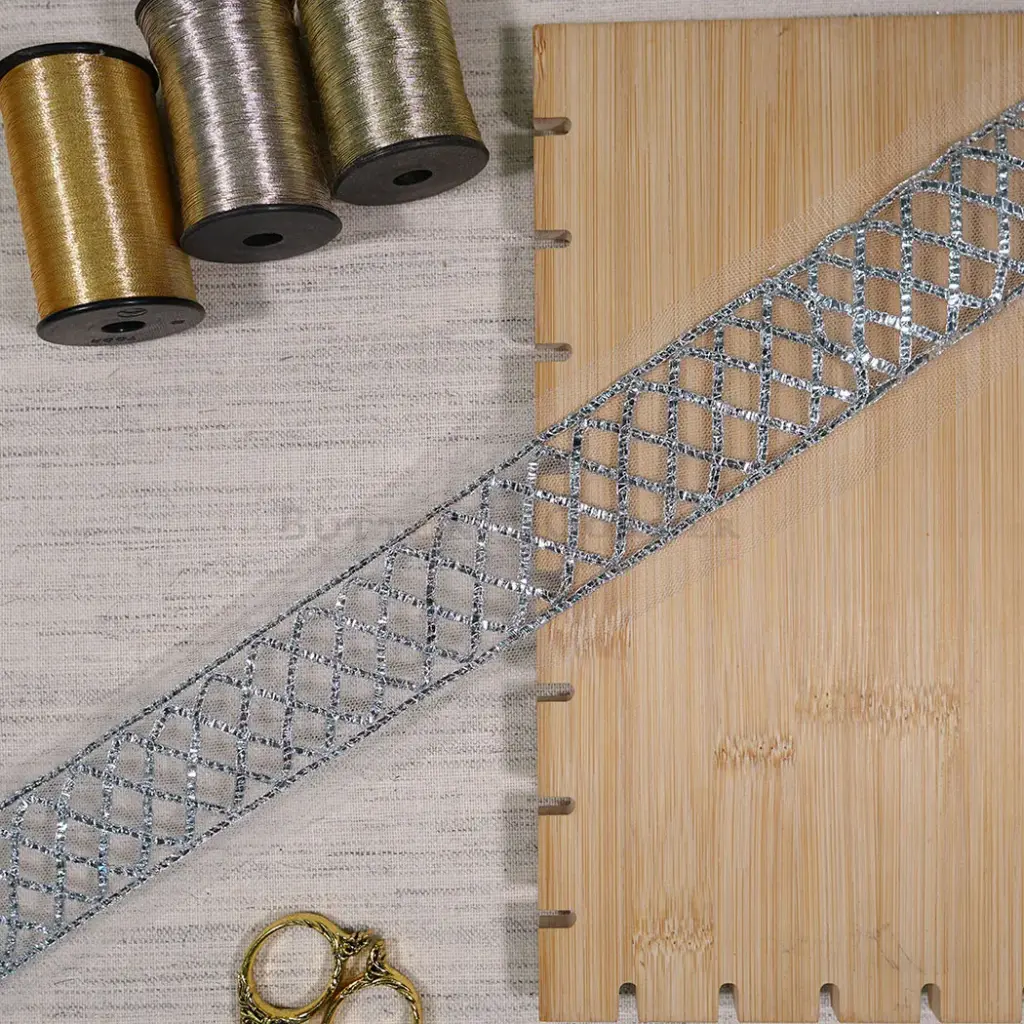 Crisscross Design Fancy Gota Lace