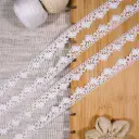 Floral Edge Side Border Shuttle Lace