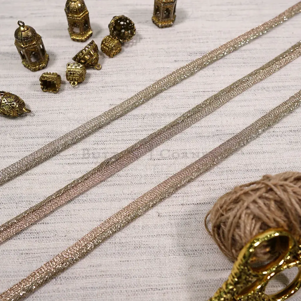 Twisted Lip Cord Design Fancy Metallic Yarn Lace