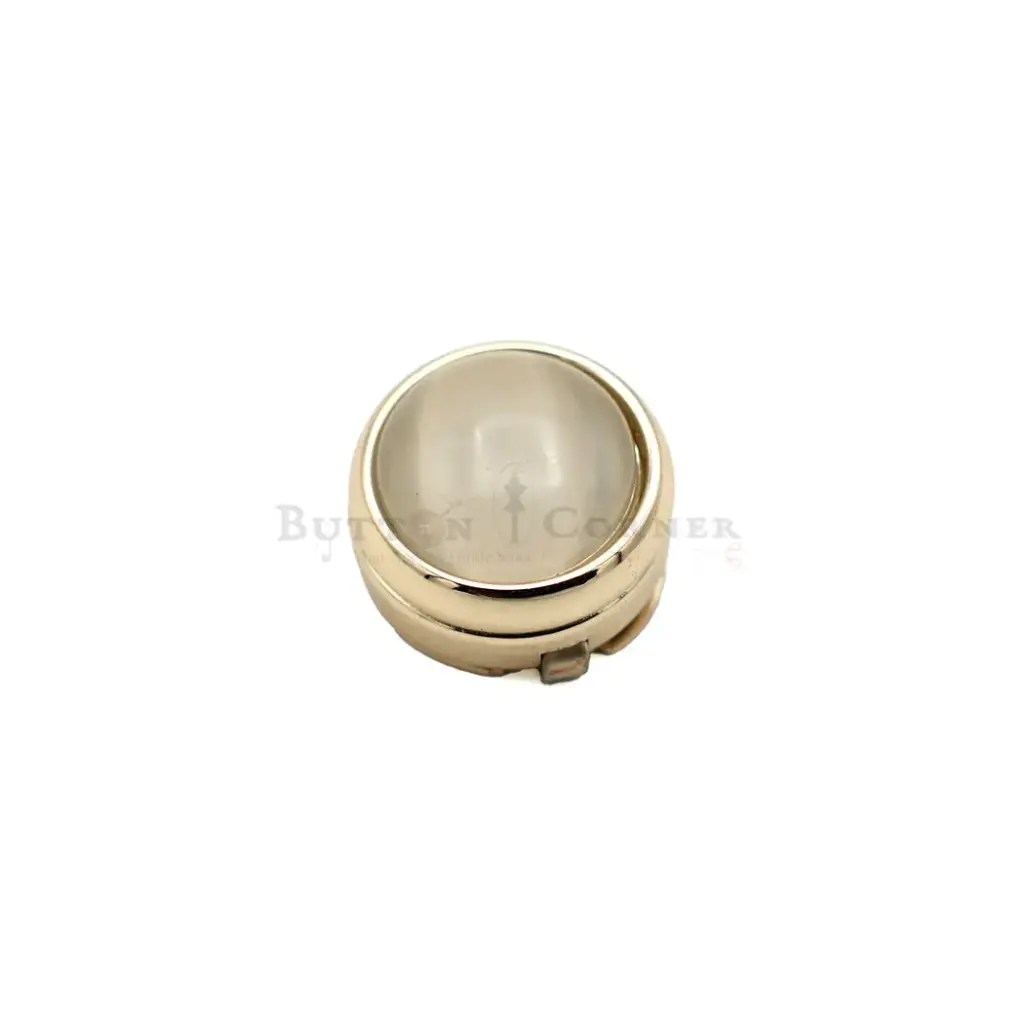 Cat-Eyes Natural Pearl With Gold Rim, Cover Button