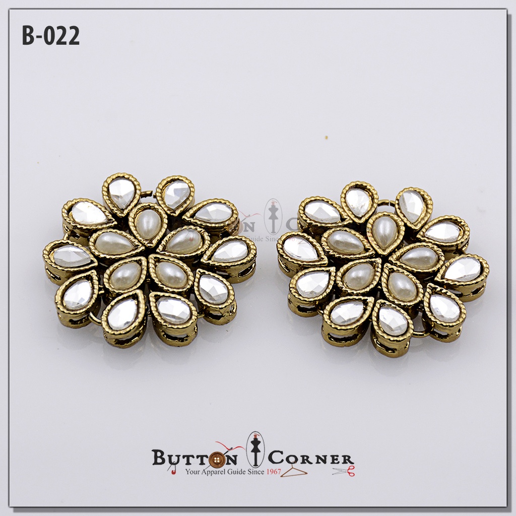 Fancy Kundan Button