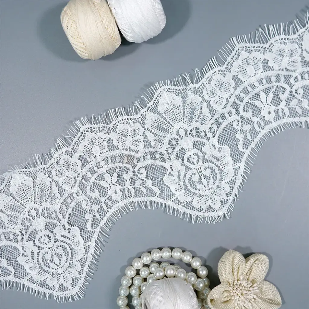 Intricate Floral Scalloped Chantilly Lace with Double Eyelash Fringe