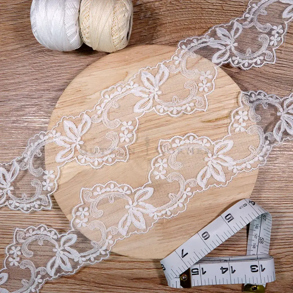 Symmetric Wave Edge, Leaf & Floral Pattern Embroidery Net Lace  