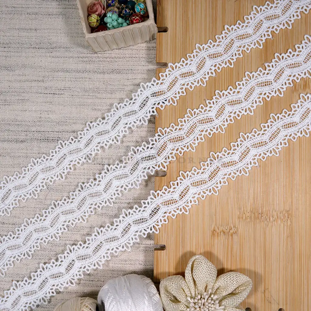 Wave Style Cutwork Pattern Shuttle Lace