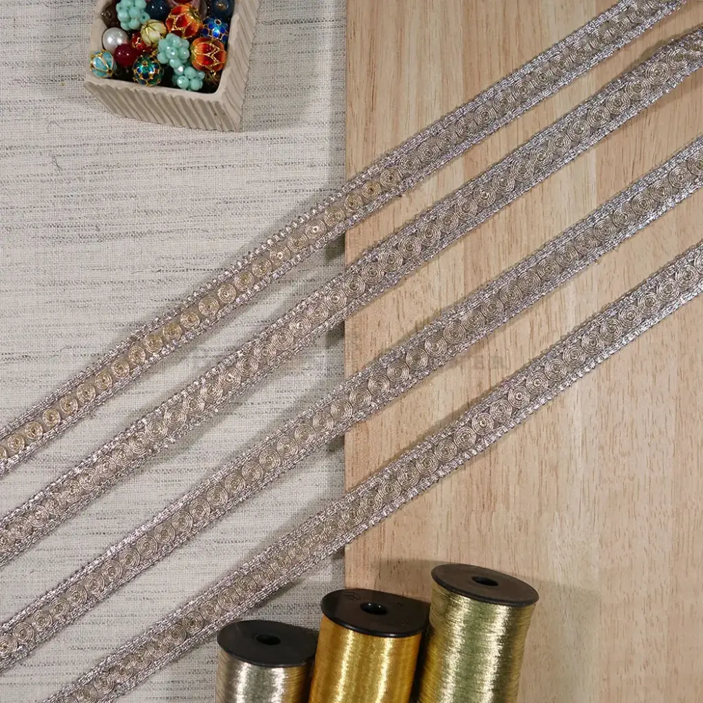 Circular Pattern with Sequence Centred Fancy Lace With Double Side Border