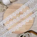 One Side Border Tear Drop Design Shuttle Lace
