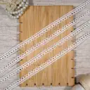 One-Side Border Shuttle Lace