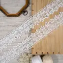 One Side Border Shuttle Lace
