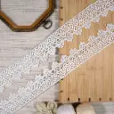 One Side Border Shuttle Lace