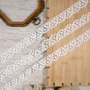 One Side Border Shuttle Lace