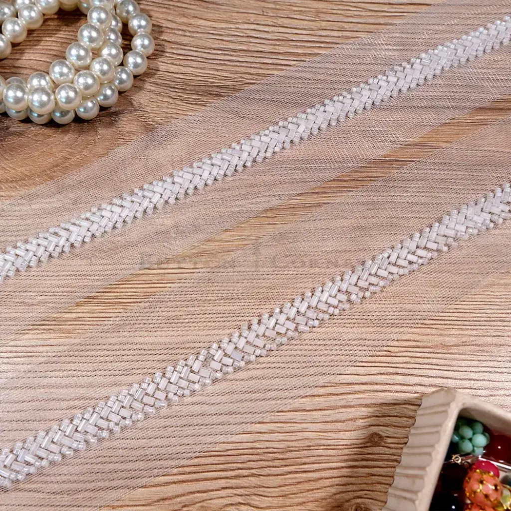 Eye-Catching Smooth Centre Glass Bead Embellishment