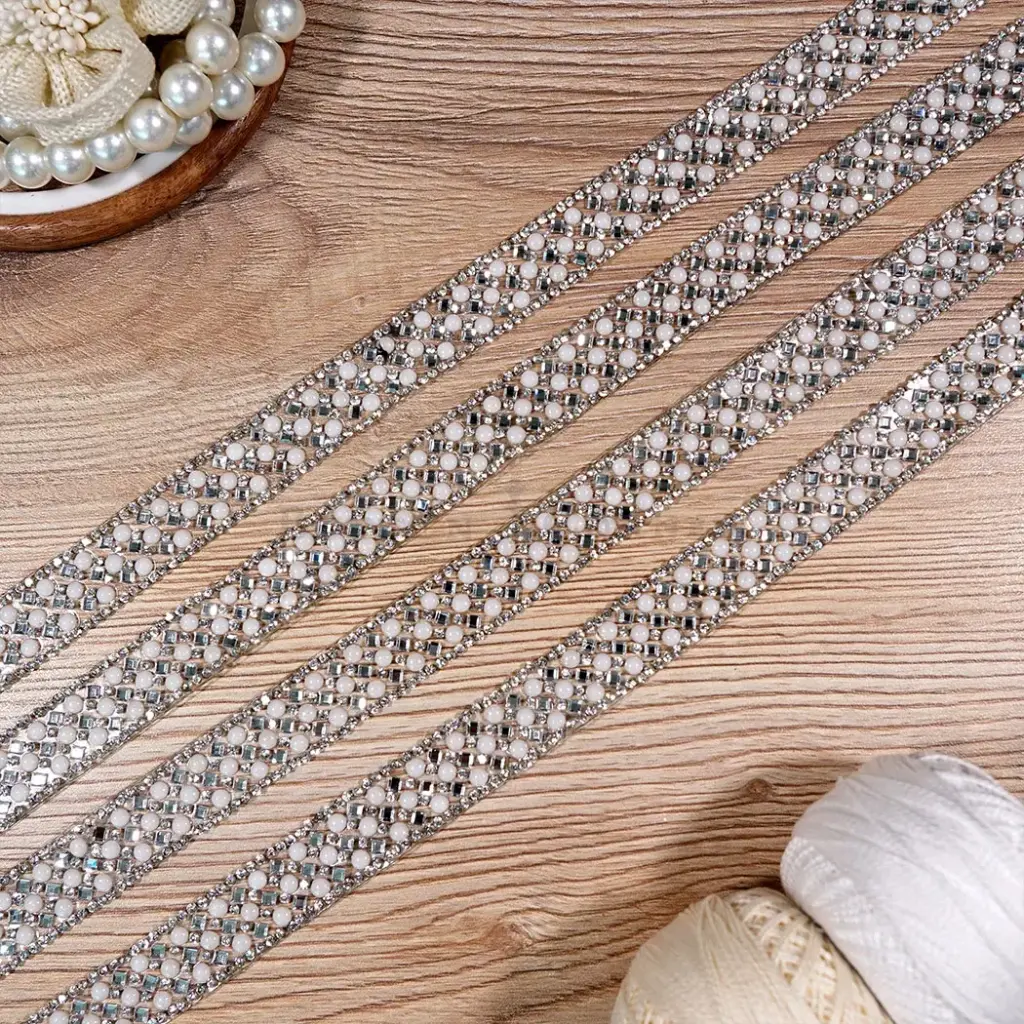 Stones Edges with Centre Glass Beads & Pearl Embellishment Stick-on Lace