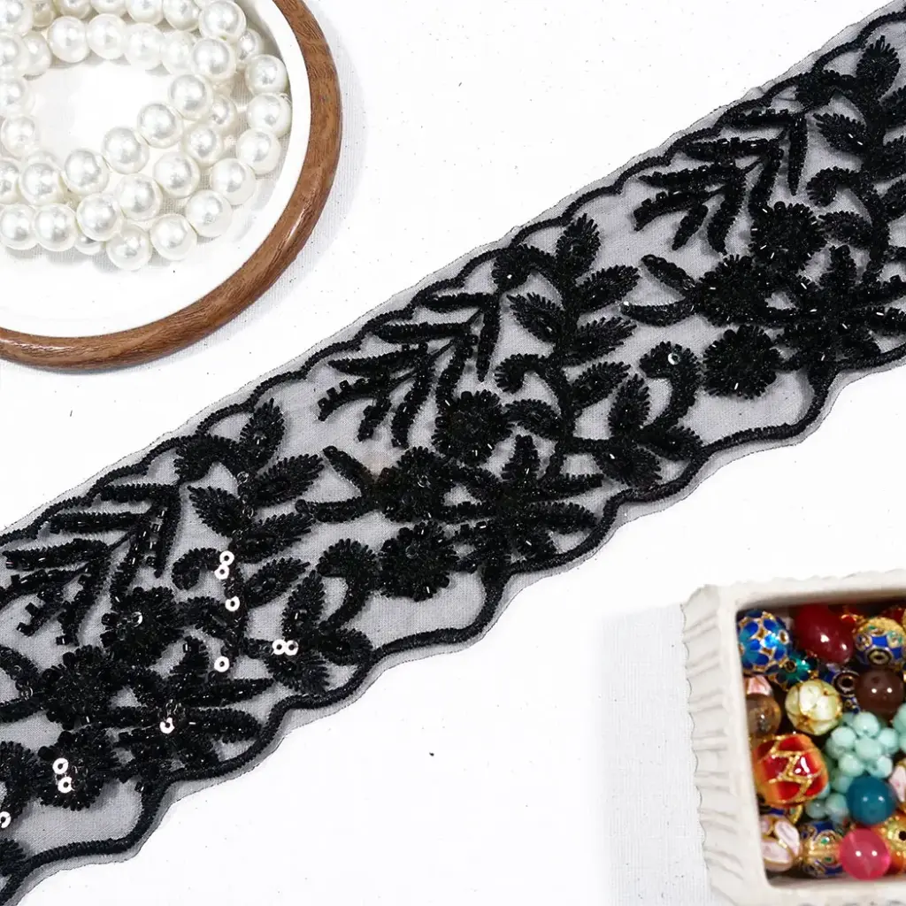 Wavy Border with Geometric Floral Pattern Fancy Glass Bead & Sequence Lace