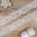 Flower Scallop Edge with Side Border Shuttle Lace