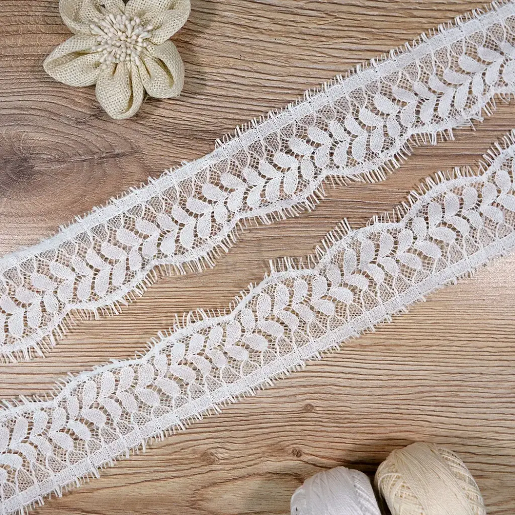 Ethereal Heirloom Scalloped Edging Chantilly Lace