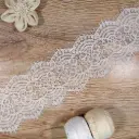 Ornate Medallion Scalloped Border Chantilly Lace