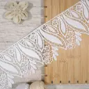 Flower & Leaf Pattern Shuttle Lace