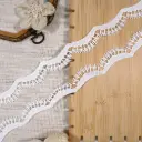Waving Edge With Hanging Accent Shuttle Lace