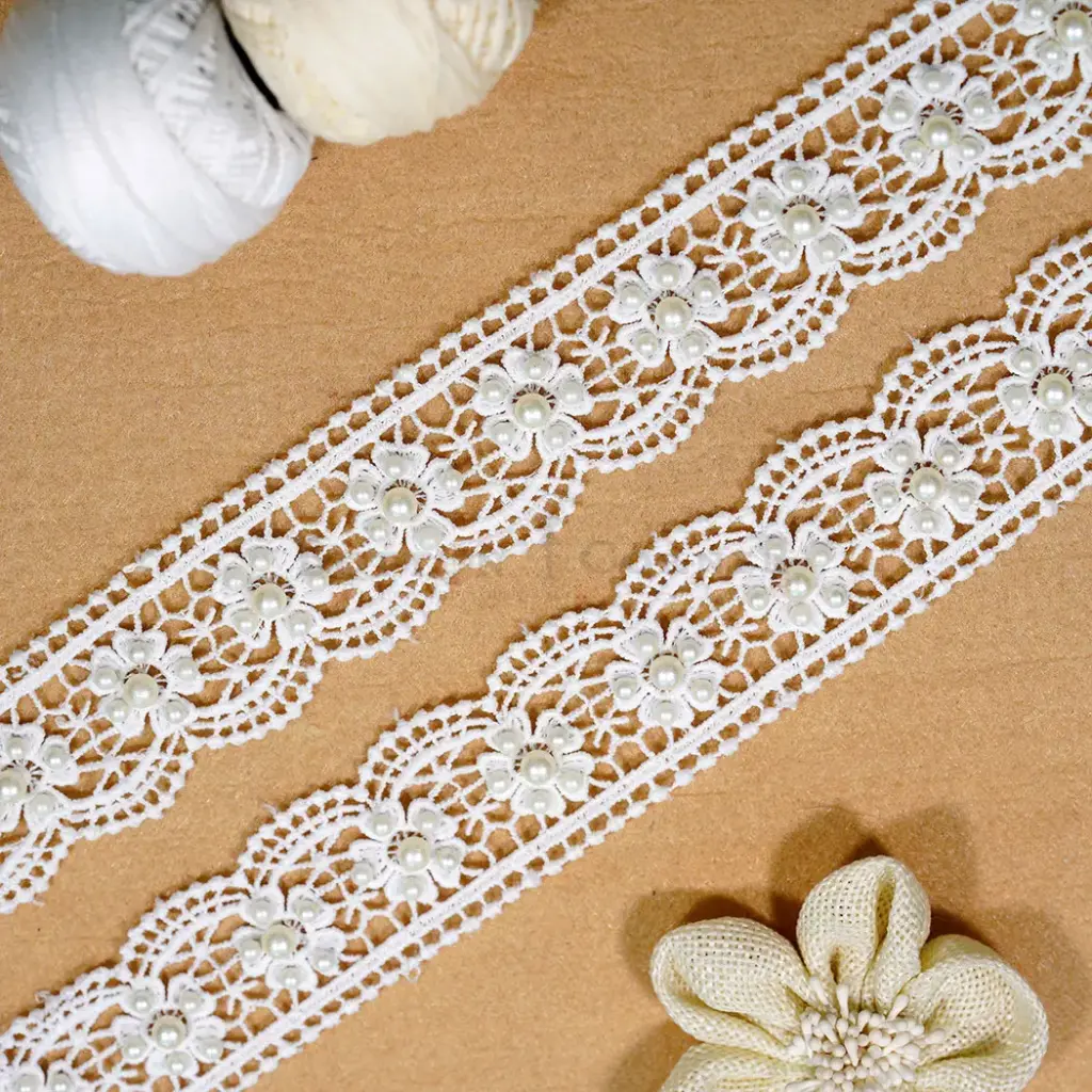 Scallop Border Shuttle Lace with Pearl Accent