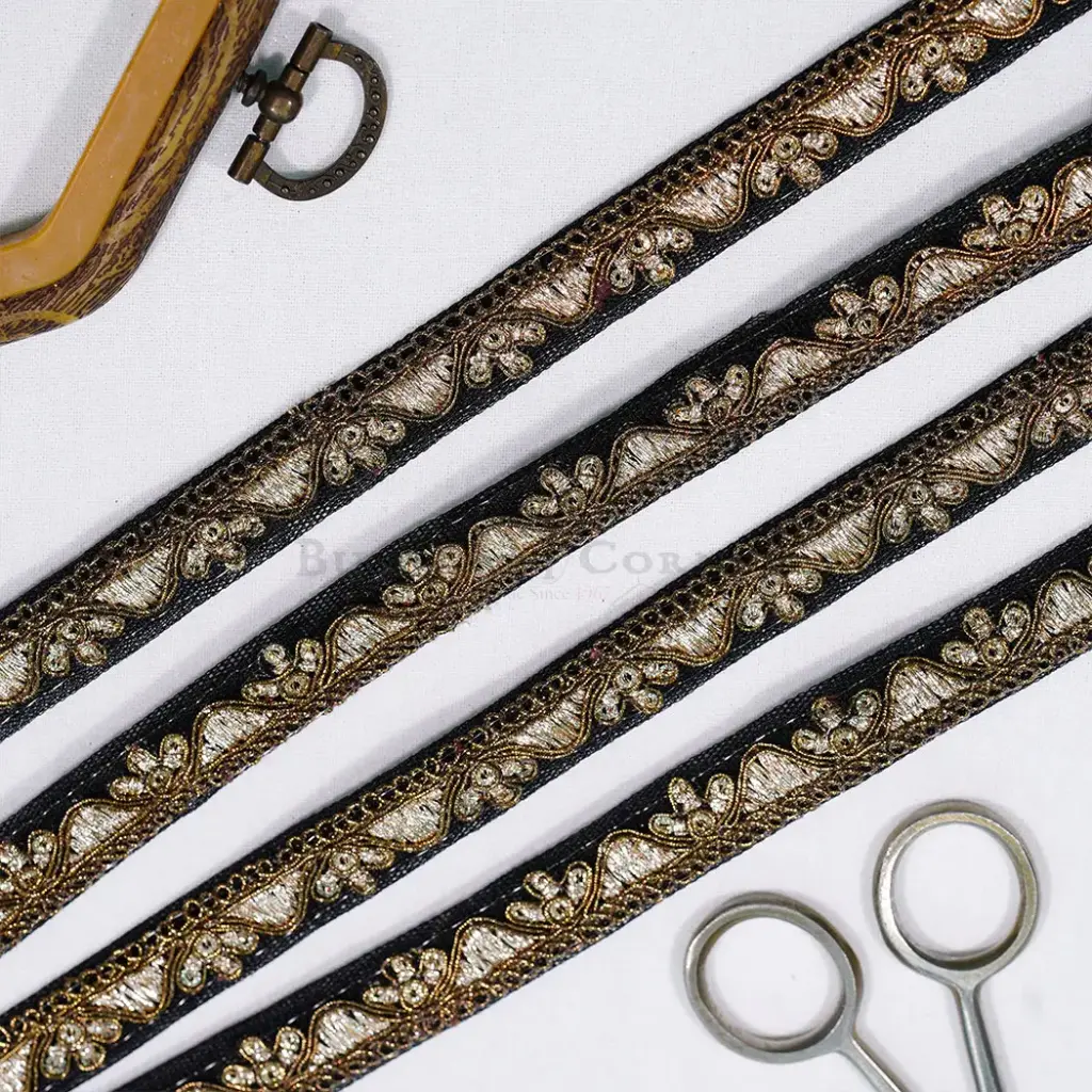 Fancy Metallic Yarn Sequence Lace
