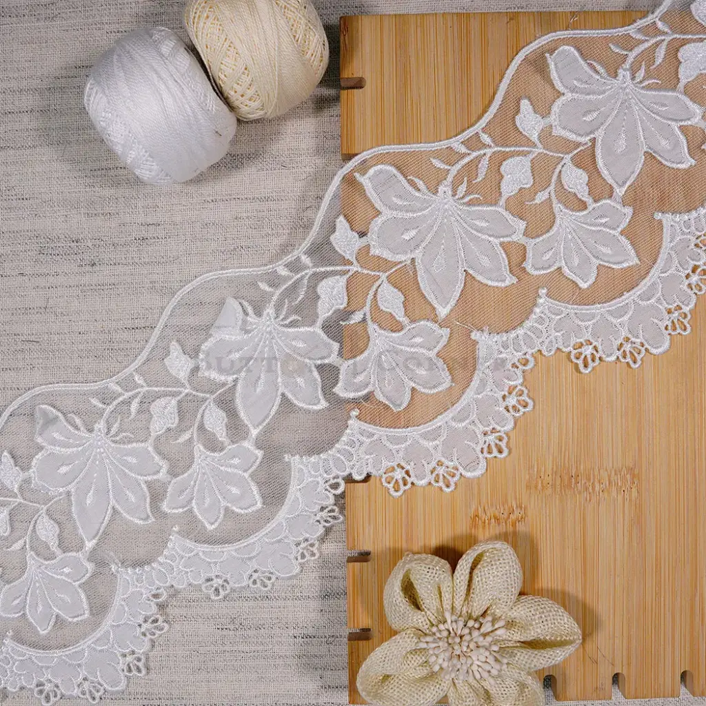 Blooming Flower Design Scallop Border Embroidery Net Lace