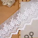 Scallop Border with Floral Pattern Net Lace
