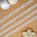 One Side Border Shuttle Lace with Pearl