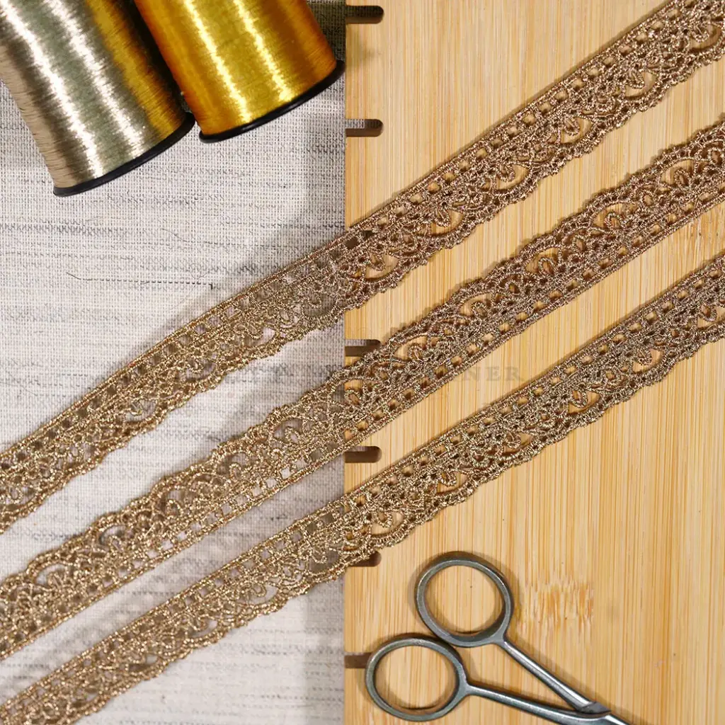 Scallop Edge Fancy Metallic Yarn Zari Lace