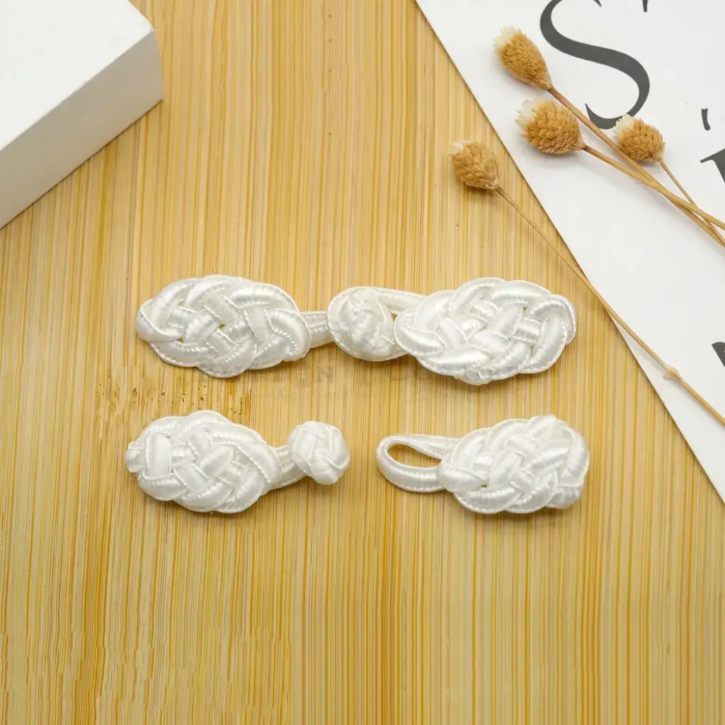 White Braid Chinese Frog Closure Fasteners Button