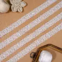Double-Sided Border Scalloped Edges Shuttle Lace with Pearl