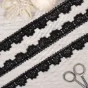 Scallop Edge Side Border Shuttle Lace