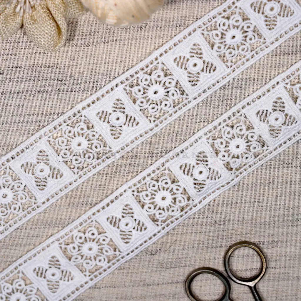 Double Side Border Shuttle Lace