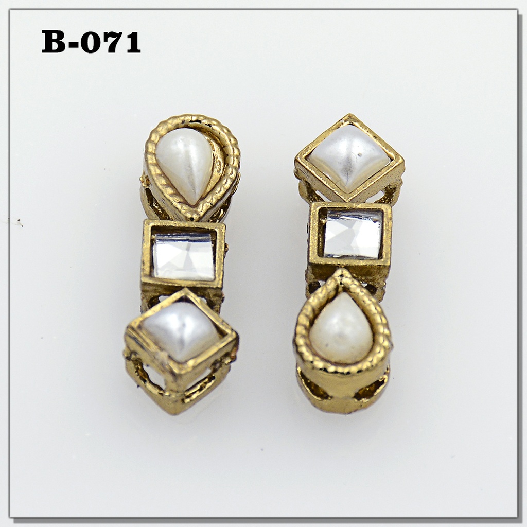 Fancy Kundan Button