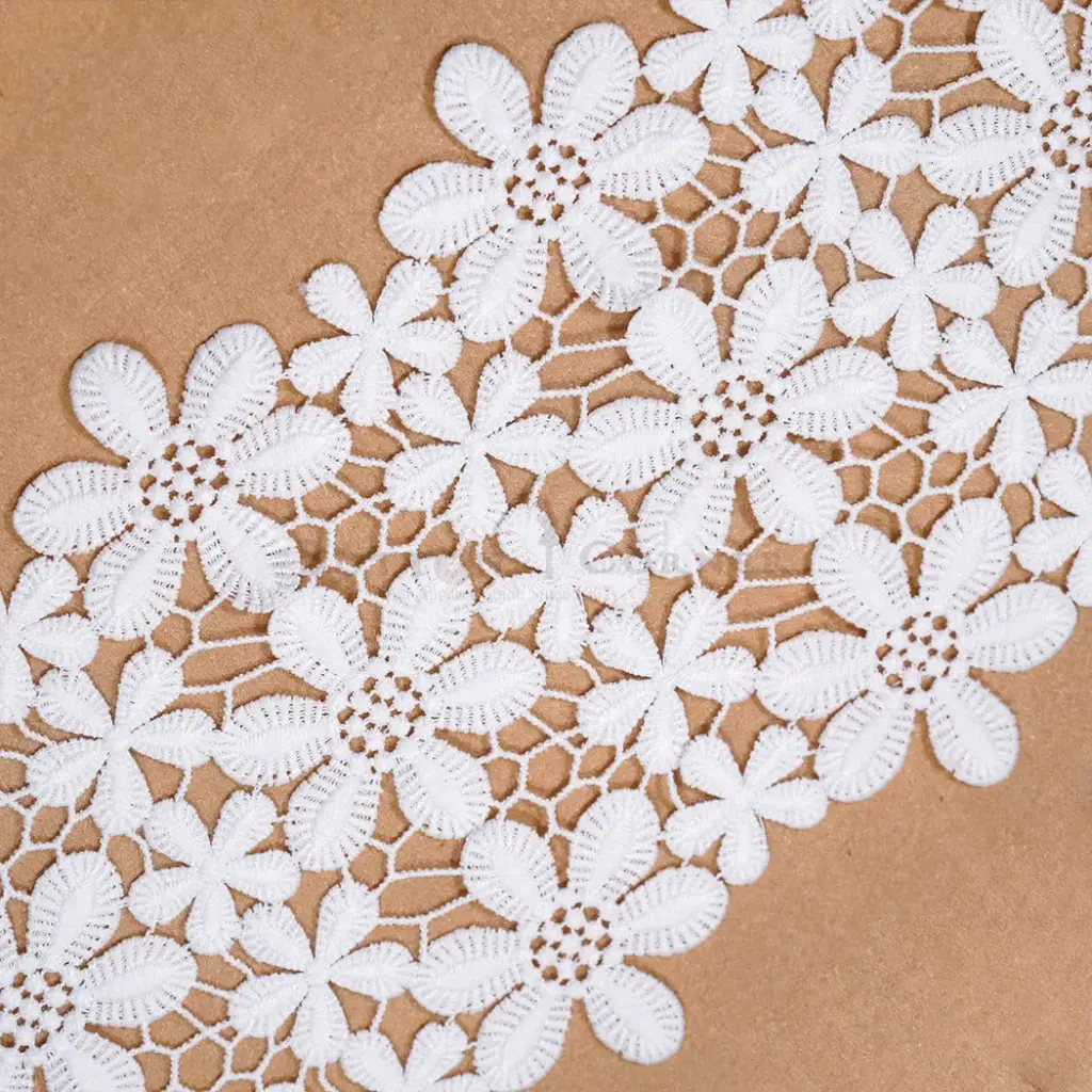 Blooming Blossom Design Shuttle Lace