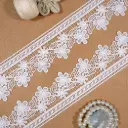 Blooming Blossom Pattern with Leaf Design Shuttle Lace