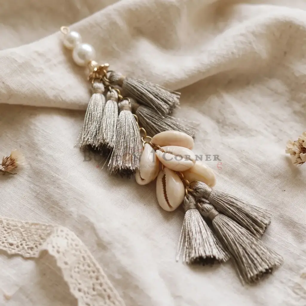 Hand-Crafted Decorative Boho Cowrie Shell & Pearl Embellishment Metallic Yarn Tassel