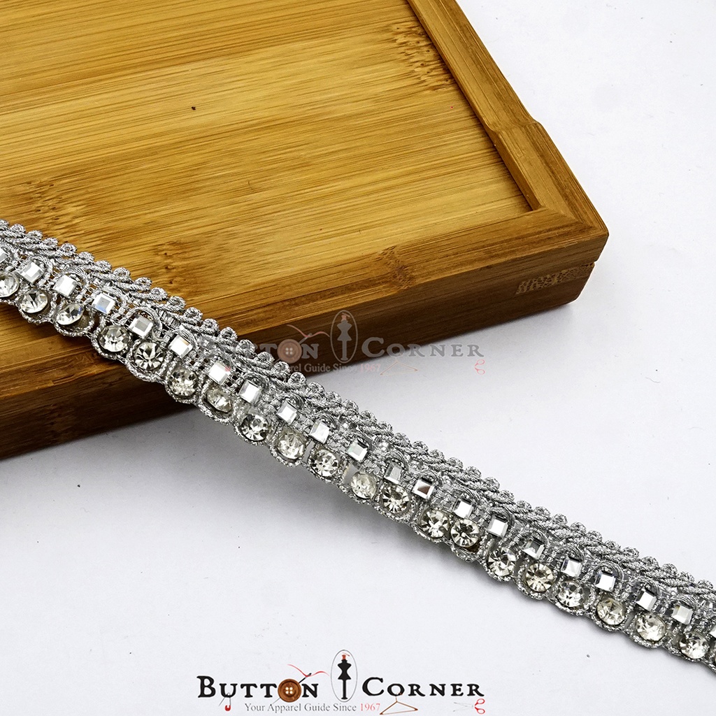 Fancy Metalic Yarn Stone Lace