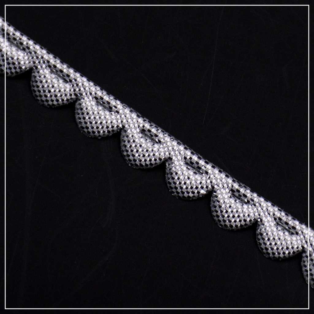 Smooth Edge Fancy Gota Lace