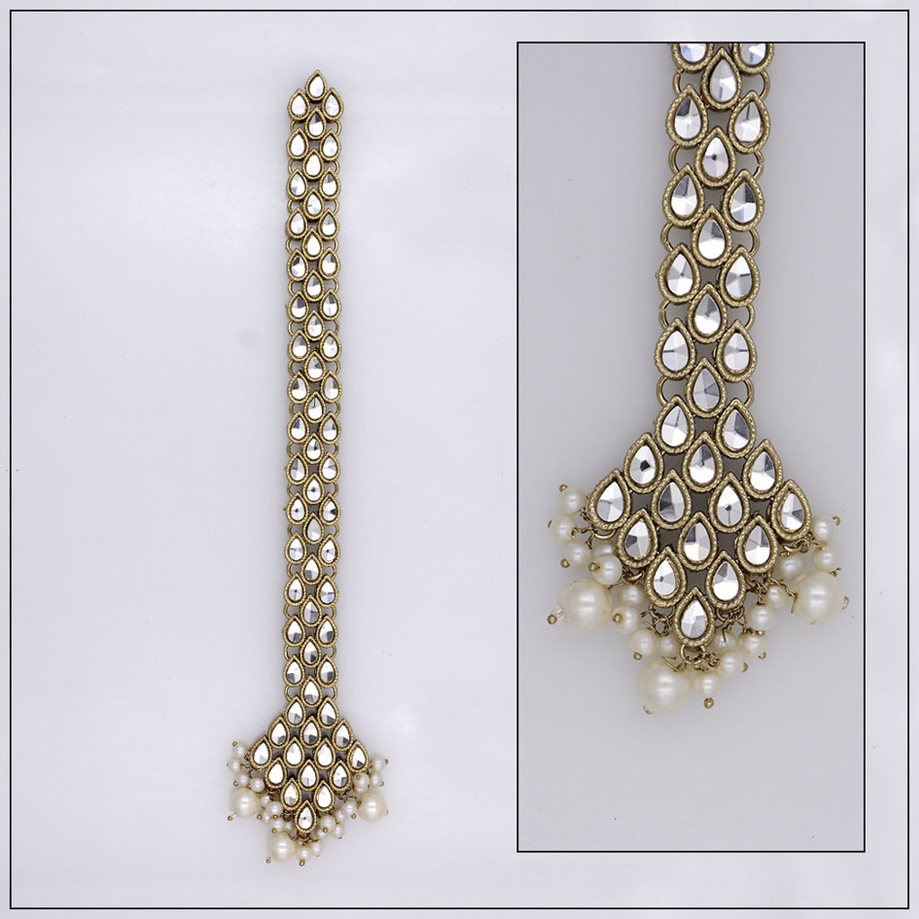 Fancy Kundan Button Patti