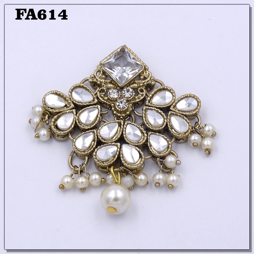 Fancy Kundan Button