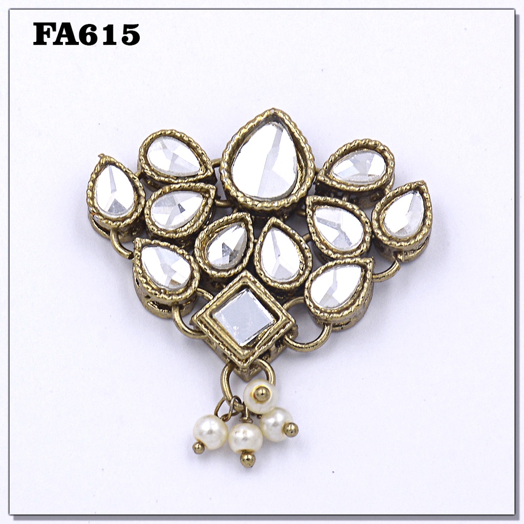 Fancy Kundan Button