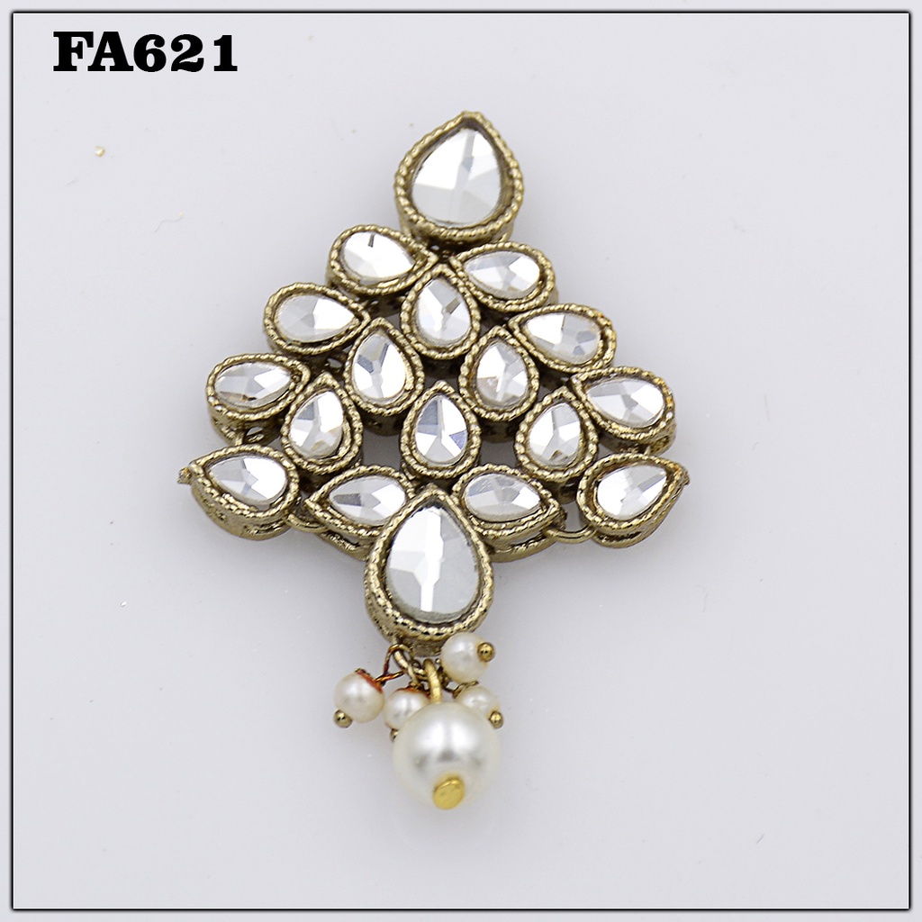 Fancy Crystal Kundan Button