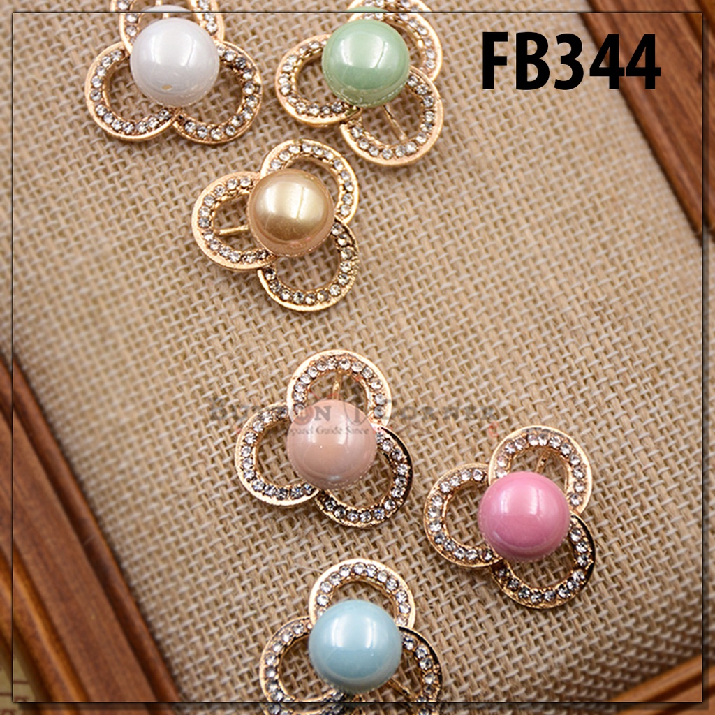 Fancy Button With Pearl & Stone
