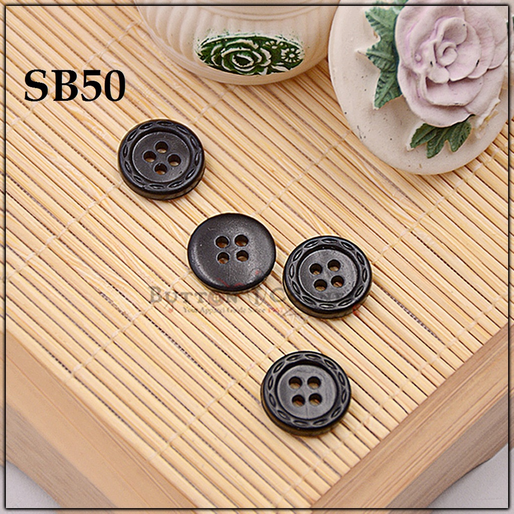 Border Design 4 Hole Plastic Button