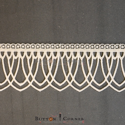 One Side Border Shuttle Lace