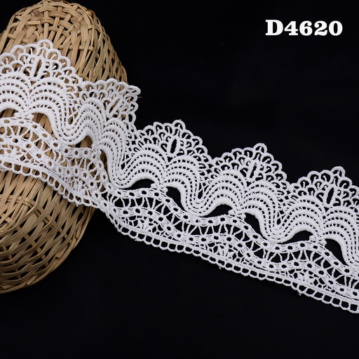 [D4620-WHITE] Shuttle One Side Border Lace