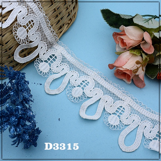 One Side Border Shuttle Lace
