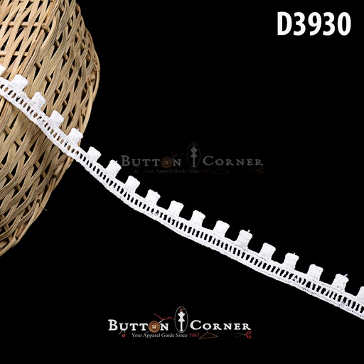 One Side Border Shuttle Lace