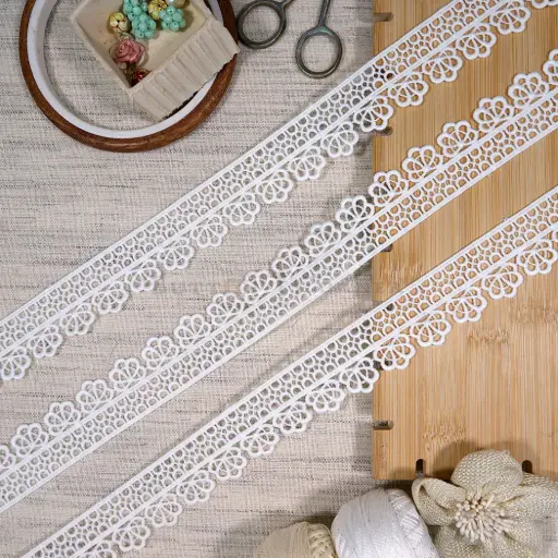 [86477-3 WHITE] Square Grid Eyelet Style with Floral Motif, Shuttle Lace